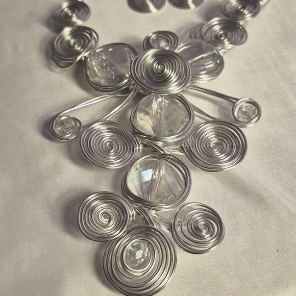 Fashion Jewelry - Picture 3 of 3